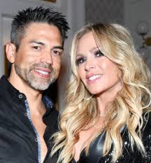 Vicki Bowyer's Instagram, Twitter & Facebook