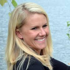 Remembering Jamie Donelson Family, friends and many in the sport of  purebred dogs are mourning the passing of professional handler Jamie  Donelson. Jamie's passion for dogs was evident to anyone who knew