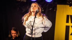 Jakob was born in 1886, in sunnfjord. En Magisk Game Of Thrones Cover Nrk Filmpolitiet Alt Om Film Spill Og Tv Serier