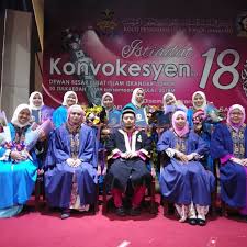 Kolej universiti islam melaka atau lebih dikenali sebagai kuim merupakan sebuah institusi pengajian tinggi milik penuh kerajaan negeri melaka yang ditubuhkan di bawah akta ipts 1996. School Of Muamalat And Management Kpij Marsah 2018