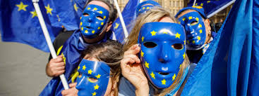 O conselho da europa foi fundado em 5 de maio de 1949 e, portanto, escolheu esse dia para suas celebrações ao estabelecer o feriado em 1964. Dia Da Europa Luxemburgo Sera O Primeiro Pais Da Ue A Adota Lo Como Feriado