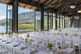 Larissa Dave S Jack S Point Wedding Simply Perfect Weddings Queenstown And Central Queenstown Wedding New Zealand Wedding Venues Auckland Wedding Venues