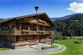 The popular holiday resort kelchsau is part of the municipality of hopfgarten im brixental and is located in the area this 1,829 m high mountain in the east of kelchsau is not only the local mountain of the. Kelchsau Tirol Ort