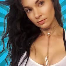 Toni Richards (@tonirichards33)