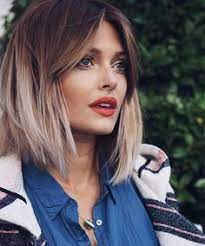 C’è chi la ama, chi la odia, chi non può più farne a meno e chi non la vorrebbe neanche … 90 Idee Su Capelli Nel 2022 Capelli Idee Per Capelli Acconciature