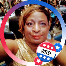 Saturday I attended the Commemorative Mural Dedication at the Industrial  Canal levee in the Lower Ninth Ward. This 450-foot mural, led by Brandan  “BMike” Odums and Liz LeFrere with the talented youth