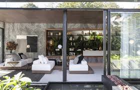 Ya tentu saja karena pengaruh ukuran nantinya akan memaksa. Desain Rumah Mungil Dengan Taman Asri Yang Super Cantik Arsitag