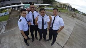 Video ini dibuat dan dedikasikan untuk bifa oleh putu eka suryawan, seorang fotographer asal bali, indonesia. Sekolah Penerbangan Bifa Perokok Q