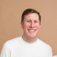 Dean Maas's Instagram, Twitter & Facebook