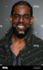 Mustafa Shakir's Instagram, Twitter & Facebook