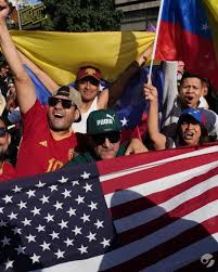 📸😳 LA FOTO INÉDITA DE MESSI Y LAMINE YAMAL 👉 Lionel Messi marcó una época en Barcelona, inspirando a generaciones de futbolistas en Cataluña. Entre estos nuevos talentos se encuentra Lamine Yamal,