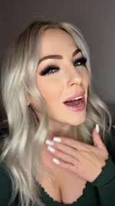 Robyn Elizabeth Nicholson