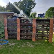 Paletten Sichtschutz Mit Pflanzen Dachpfannen Pflanzen Paletten