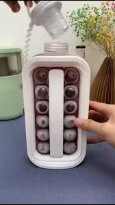 Ice Bottle Maker Video In 2020 Bottle Maker Trendy Water Bottles Ice Ball Maker
