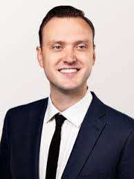 Charles Everingham's Instagram, Twitter & Facebook