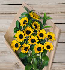 Well, today's star coupon is save up to 10% on the items on sale. Save Money On Flower Delivery Avas Flowers