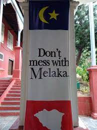 We landed in kuala lumpur and went straight away by bus to melaka what takes approximately 2 hours, and we felt in love with this small appealing and pleasant town. Melaka Le Journal De Mat