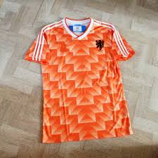 Das em 2020 trikot für die niederländische mannschaft wurde noch nicht offiziell vorgestellt. 1988 Niederlande Home Retro Fussball Fussball Shirt Trikot Vintage Classic Holland Ebay