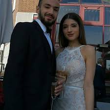 Pin By Ahlam Dreams On Naren Couple Posing Beauty Beautiful Men