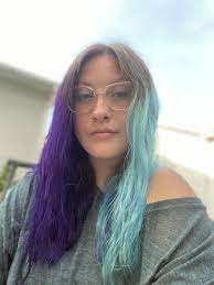 Finally Did Some Split Dye Desperately Waiting For My Natural Color To Grow Out So I Decided To Change It Up Used Split Dye Split Dyed Hair Dyed Hair Purple