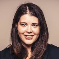 Lisa Lackner's Instagram, Twitter & Facebook