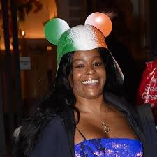 Azealia banks is an american rapper, singer, songwriter and actress. Azealia Banks I Want To Dedicate This To All The Beautiful Irish Women