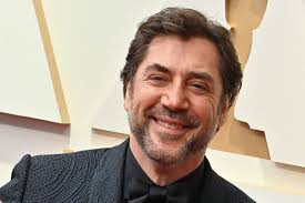 Watch: 'Little Mermaid': Halle Bailey, Jonah Hauer-King get close in 'Kiss  the Girl' clip