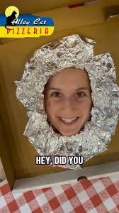 🍕 𝑬𝒎𝒊𝒍𝒆'𝒔 𝒇𝒊𝒓𝒔𝒕 𝒗𝒊𝒔𝒊𝒕 𝒕𝒐 𝑴𝒊𝒌𝒆𝒚'𝒔 𝑳𝒂𝒕𝒆  𝑵𝒊𝒈𝒉𝒕 𝑺𝒍𝒊𝒄𝒆 We started off a new semester in this new year by  introducing Émile to @latenightslice. And naturally where better to do so  than