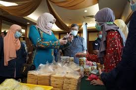 Penubuhan kementerian pembangunan wanita dan keluarga adalah manifestasi pelaksanaan iltizam negara yang dibuat di persidangan sedunia perdana menteri pada 17 januari 2001. Guru Campak Budak Kpwkm Gesa Tindakan Tegas Utusan Digital
