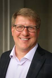 Study finds teacher bonuses help struggling schools