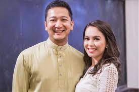 Itu dia potret romantis siti nurhaliza dan suaminya datuk k. Soal Tentang Anak Itu Boleh Tapi Kena Ada Cara Siti Saleha Suara Viral Malaysia