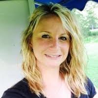 Lisa Quackenbush's Instagram, Twitter & Facebook