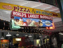Tripadvisor sitesinde 5 üzerinden 3,5 puanla derecelendirilmiş ve orlando bölgesindeki 3.754 restoran arasında 1.843. Worlds Largest Mcdonalds Is This Really Necessary