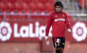 El debut de luka romero en el mallorca con 15 años y 219 días siendo el futbolista más joven en la historia de la liga de españa. Record De La Liga Luka Romero El Messi Mexicano Hace Historia Debuta En La Liga Con 15 Anos Y 219 Dias Deportes Futbol Cadena Ser