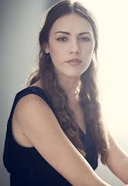 Suzannah Lipscomb: Movies, TV, and Bio