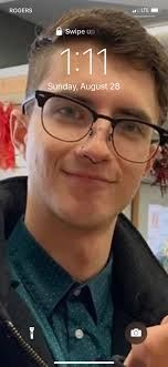 Signs from loved ones after passing: 6:23 alarm coincidence?