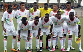 Cupa africii pe naţiuni (can), competiţie găzduită de egipt, a fost amânata o săptămână, pentru a le permite jucătorilor să se pregătească mai bine după ramadan la cupa mondială din 2018, egiptenii au pus eşecul naţionalei lor, clasată pe ultimul loc în grupă, în mare parte pe postul ramadanului. O NaÅ£ionalÄ De Tineret Din Africa TrimisÄ DupÄ Gratii Ce InfracÅ£iuni Au Comis JucÄtorii Stirileprotv Ro