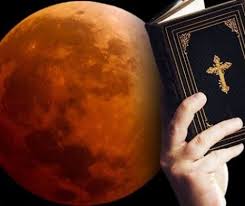 Săptămâna 22 luni, 31 mai 2021. Eclipsa TotalÄ Super Luna De Sange Va Fi Pe Cer Aruncand O StrÄlucire Rosie SumbrÄ Peste PÄmant Cand Va Avea Loc Fenomenul Evenimentul Zilei