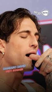 It's never gonna be enough, 'cause you're the one... 💔 , 🎥 Damiano  apresentando 'Next Summer' na rádio francesa RFM.