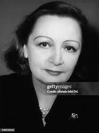 144 Eva Busch Photos & High Res Pictures