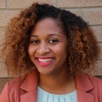 Renee Marion's Instagram, Twitter & Facebook