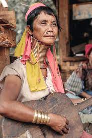 It is the latest attempt in a lifelong fascination with body modification sparked by the women of the kayan lahwi tribes of. Tribes With Neck Rings Novocom Top
