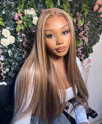 Every Lady Deserves This Unique Colored Straight Hairstyle Wig Hairstyles Hair Styles Hair Inspiration Color
