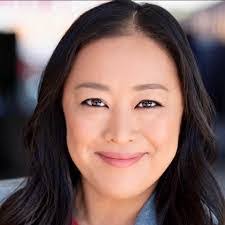 Danielle Mangold's Instagram, Twitter & Facebook