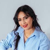 40+ perfiles de «Malika»