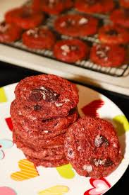 The magazine noted the icing will dry hard. Red Velvet And Cream Cheese Oreo Cookies For The Love Of Food