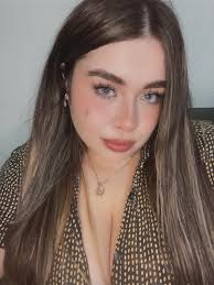 Daniela Esqueda's Instagram, Twitter & Facebook