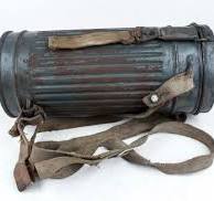 What were the straps of the gas mask can WW2