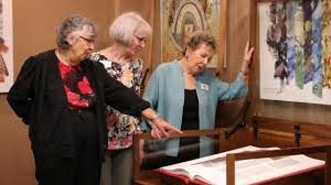 Docents Nurture the Heritage Edition's “Wow Factor” at the Casa