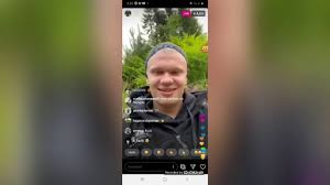 Player for @bvb09 and @fotballandslaget golden boy 2⃣0⃣2⃣0⃣ official twitter: Erling Braut Haland Instagram Live 2020 Youtube